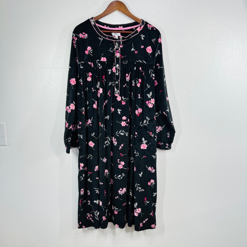 Aria Collection Nightgown 3X Plus Black Pink Floral Fleece Long Sleeve Muumuu